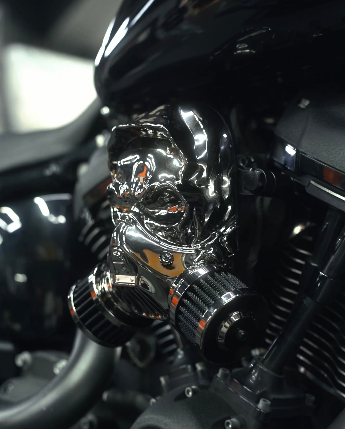 Skull Custom Luftfilter aus Alu-Legierung Gunmetal