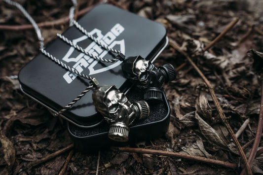 GASHOG Skull Anhänger Kupfer Versilbert mit Kette