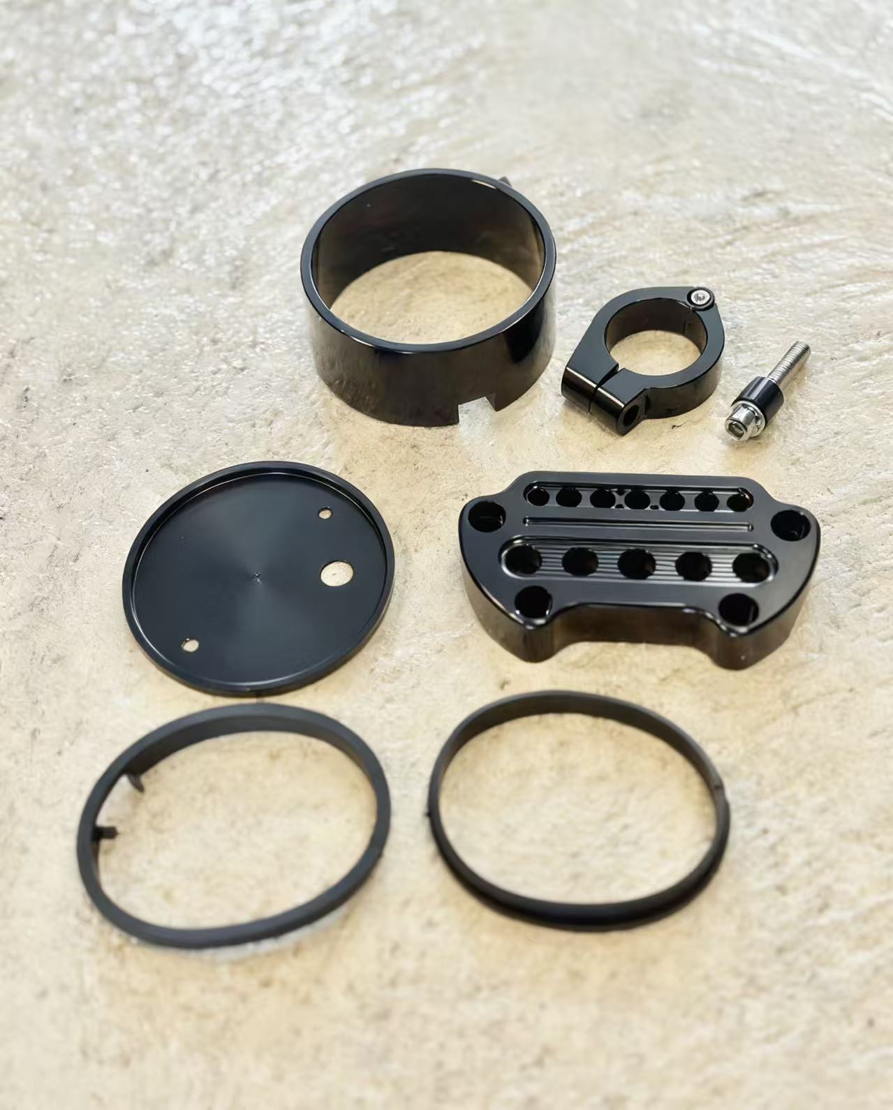 Tachohalterung seitlich auf Griff für alle Sportster